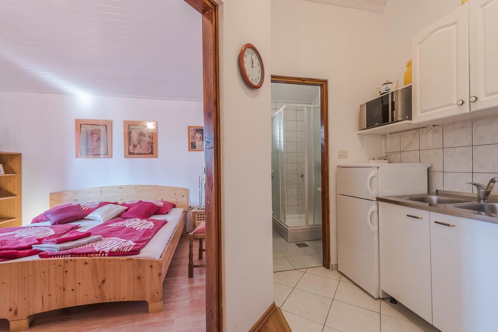 Apartments Eva Sukošan 외부 사진