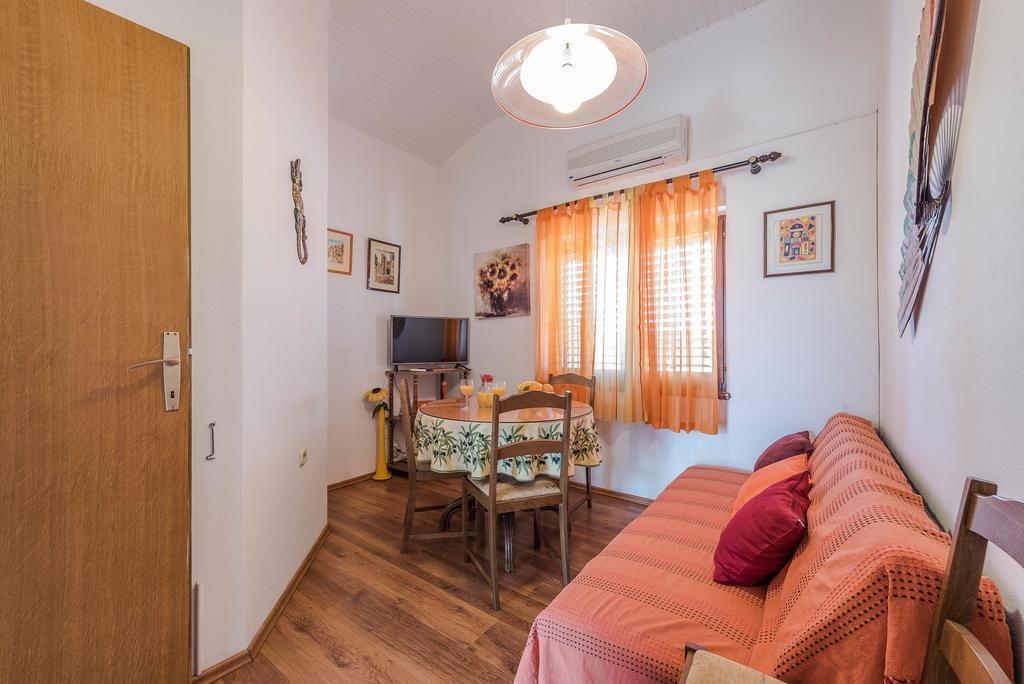 Apartments Eva Sukošan 외부 사진