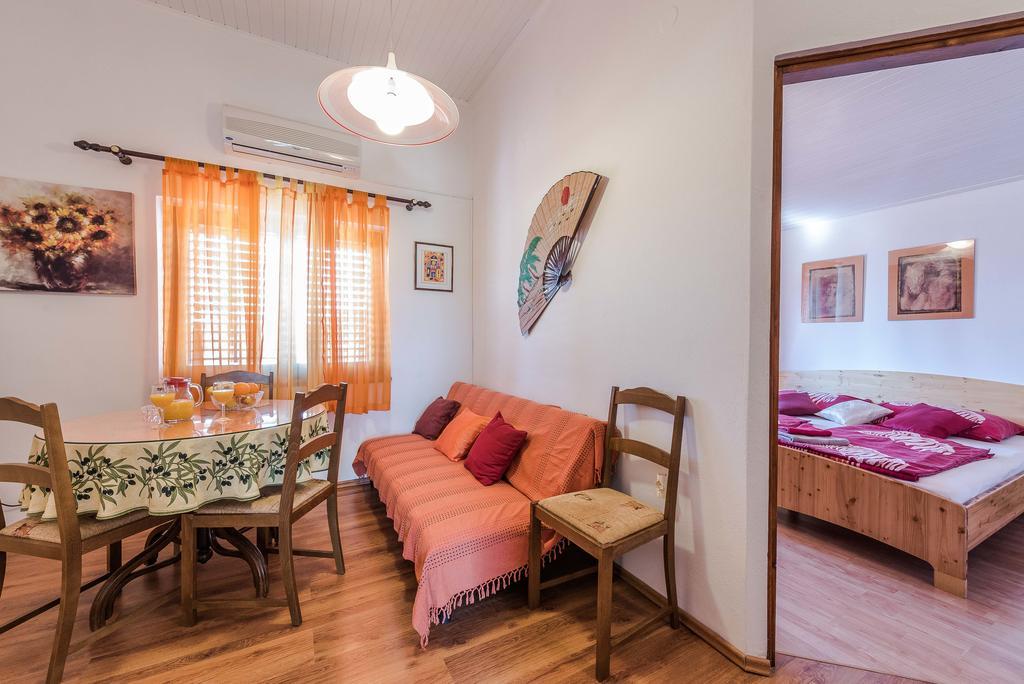 Apartments Eva Sukošan 외부 사진